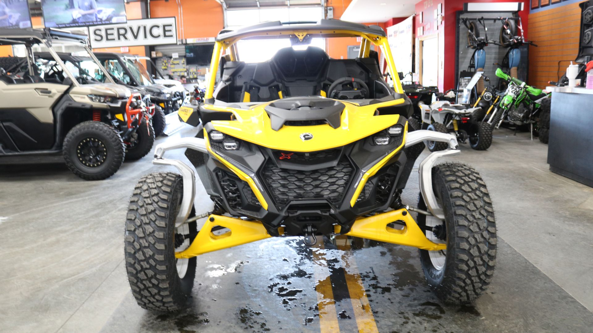 2024 Can-Am Maverick R X RS with Smart-Shox 999T DCT in Grimes, Iowa - Photo 4