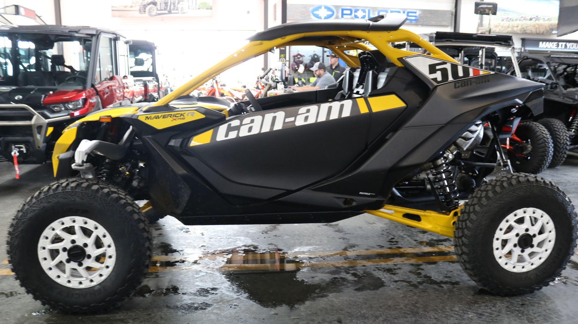 2024 Can-Am Maverick R X RS with Smart-Shox 999T DCT in Grimes, Iowa - Photo 6