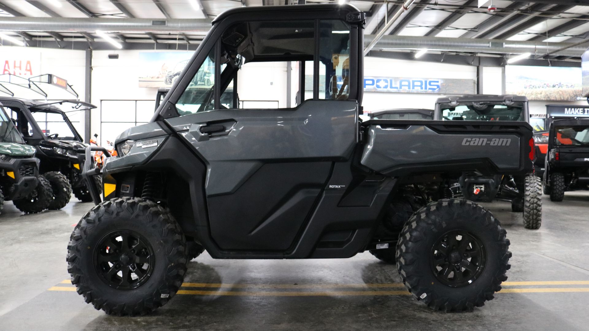 2024 Can-Am Defender Limited in Grimes, Iowa - Photo 14