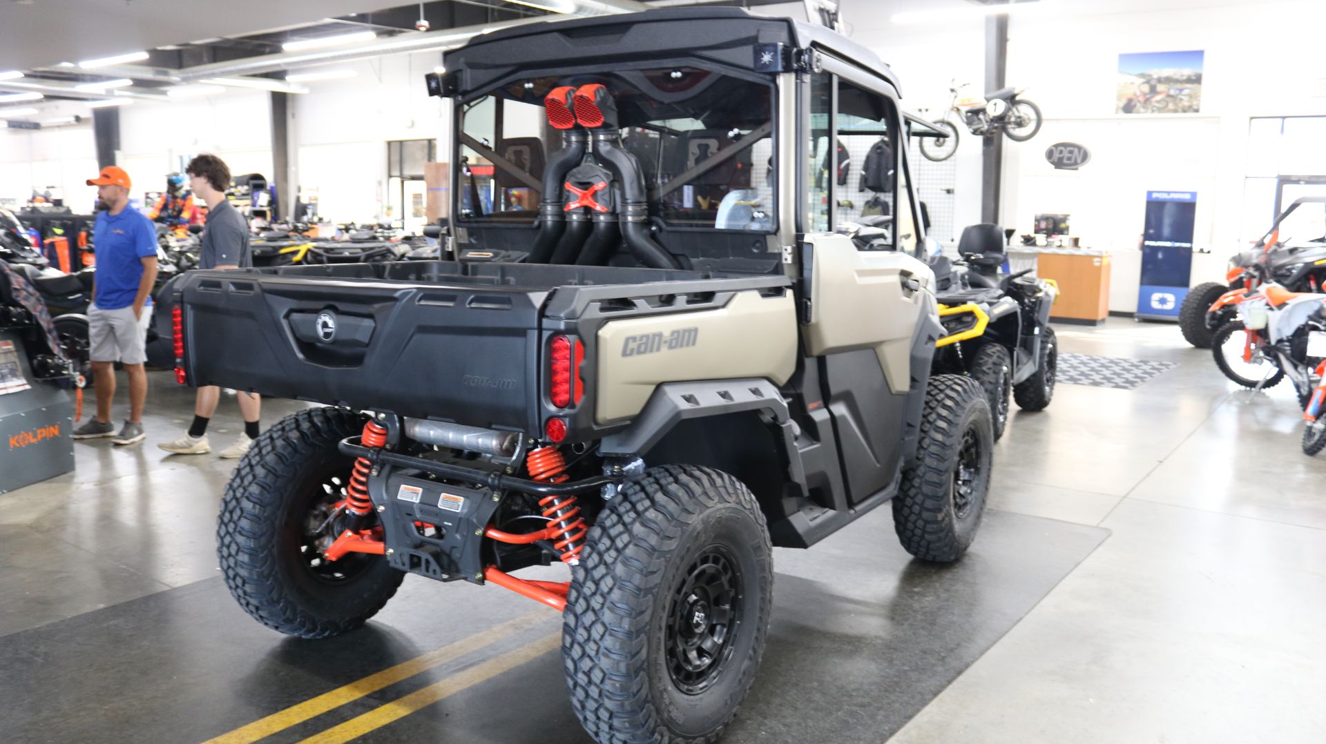 2023 Can-Am Defender X MR With Half Doors HD10 in Grimes, Iowa - Photo 12