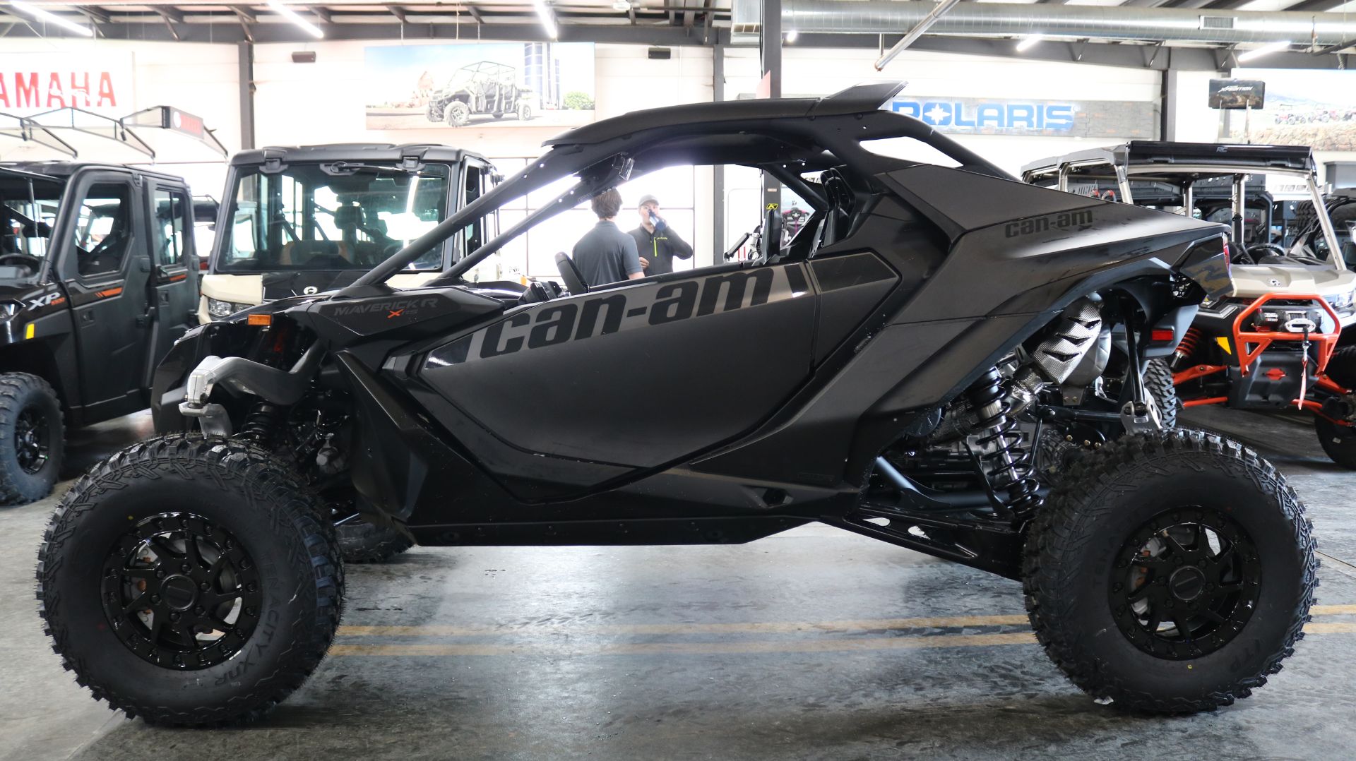 2024 Can-Am Maverick R X RS with Smart-Shox 999T DCT in Grimes, Iowa - Photo 6