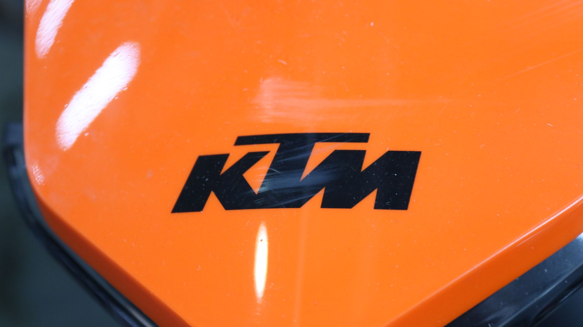 2023 KTM 690 SMC R in Grimes, Iowa - Photo 18