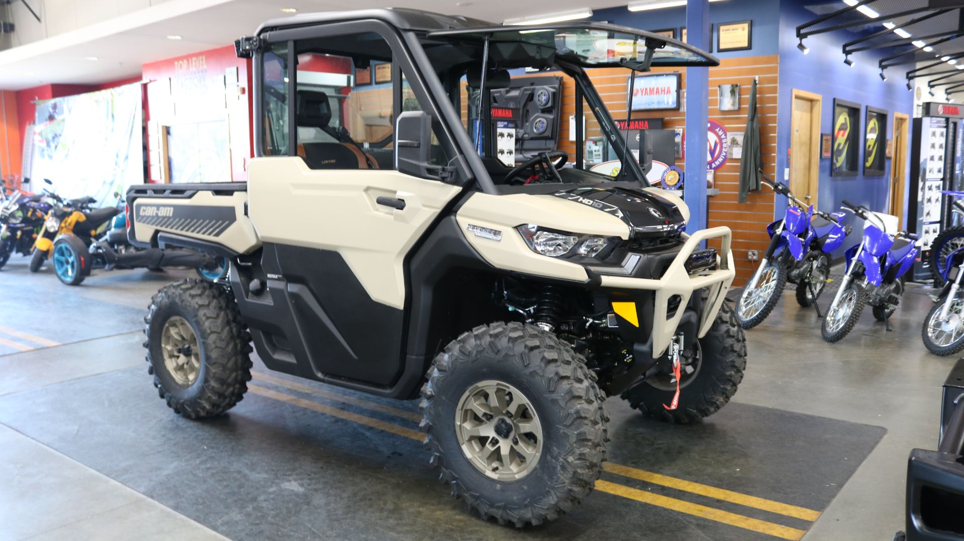 2024 Can-Am Defender Limited in Grimes, Iowa - Photo 3