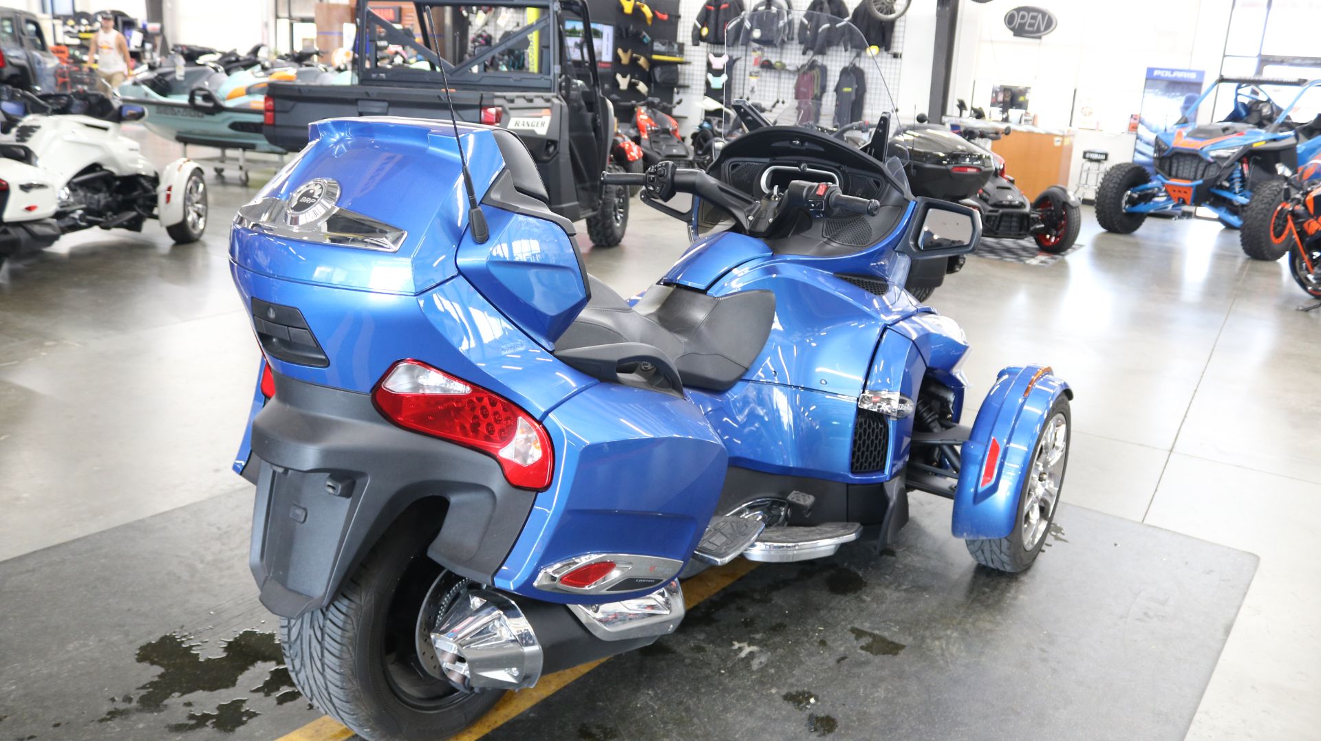 2019 Can-Am Spyder RT Limited in Grimes, Iowa - Photo 11