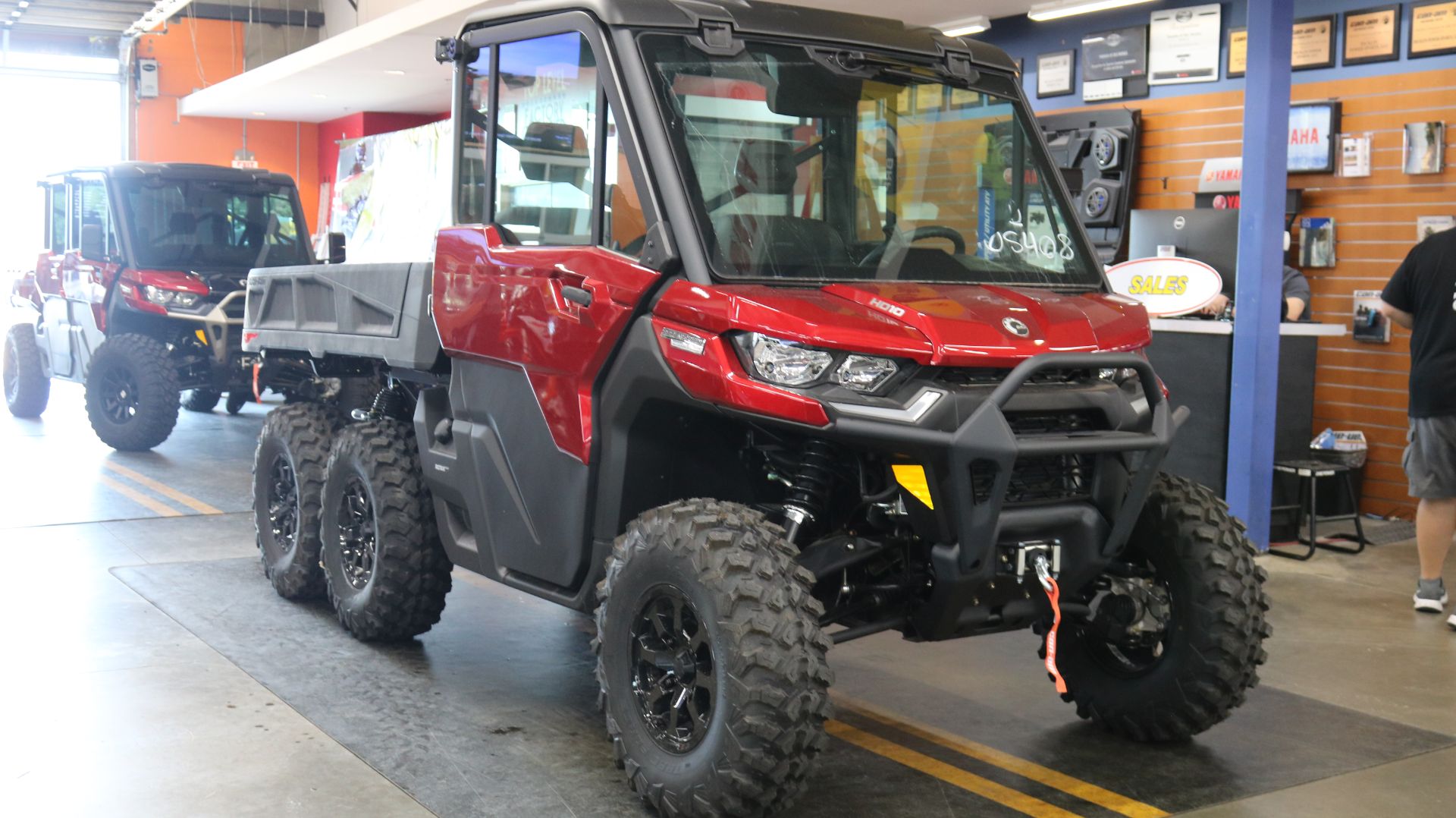 2024 Can-Am Defender 6x6 Limited in Grimes, Iowa - Photo 3