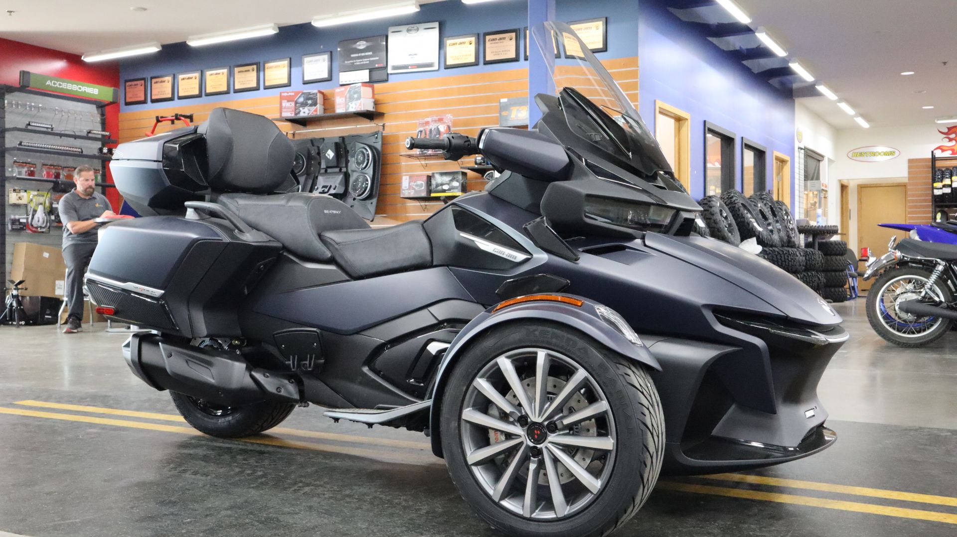 2022 Can-Am Spyder RT Sea-to-Sky in Grimes, Iowa - Photo 19
