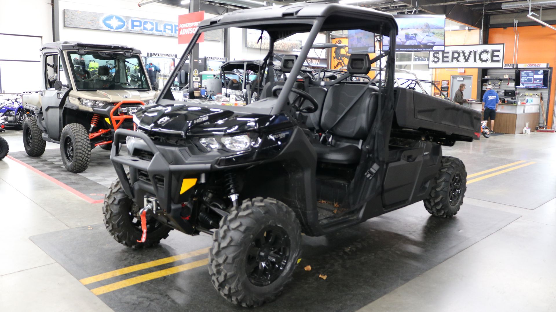 2023 Can-Am Defender Pro XT HD10 in Grimes, Iowa - Photo 8