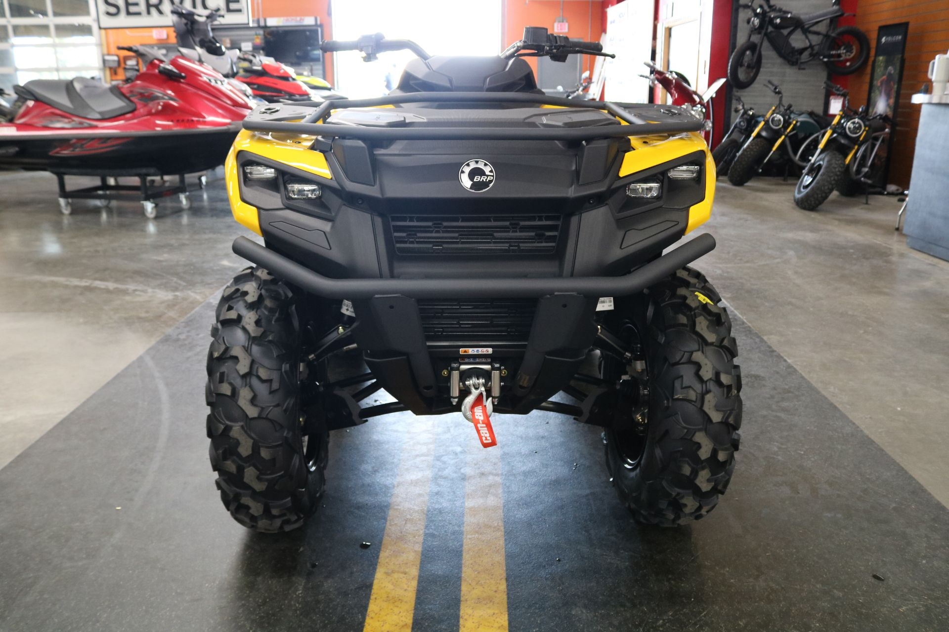 2024 Can-Am Outlander XT 700 in Grimes, Iowa - Photo 3