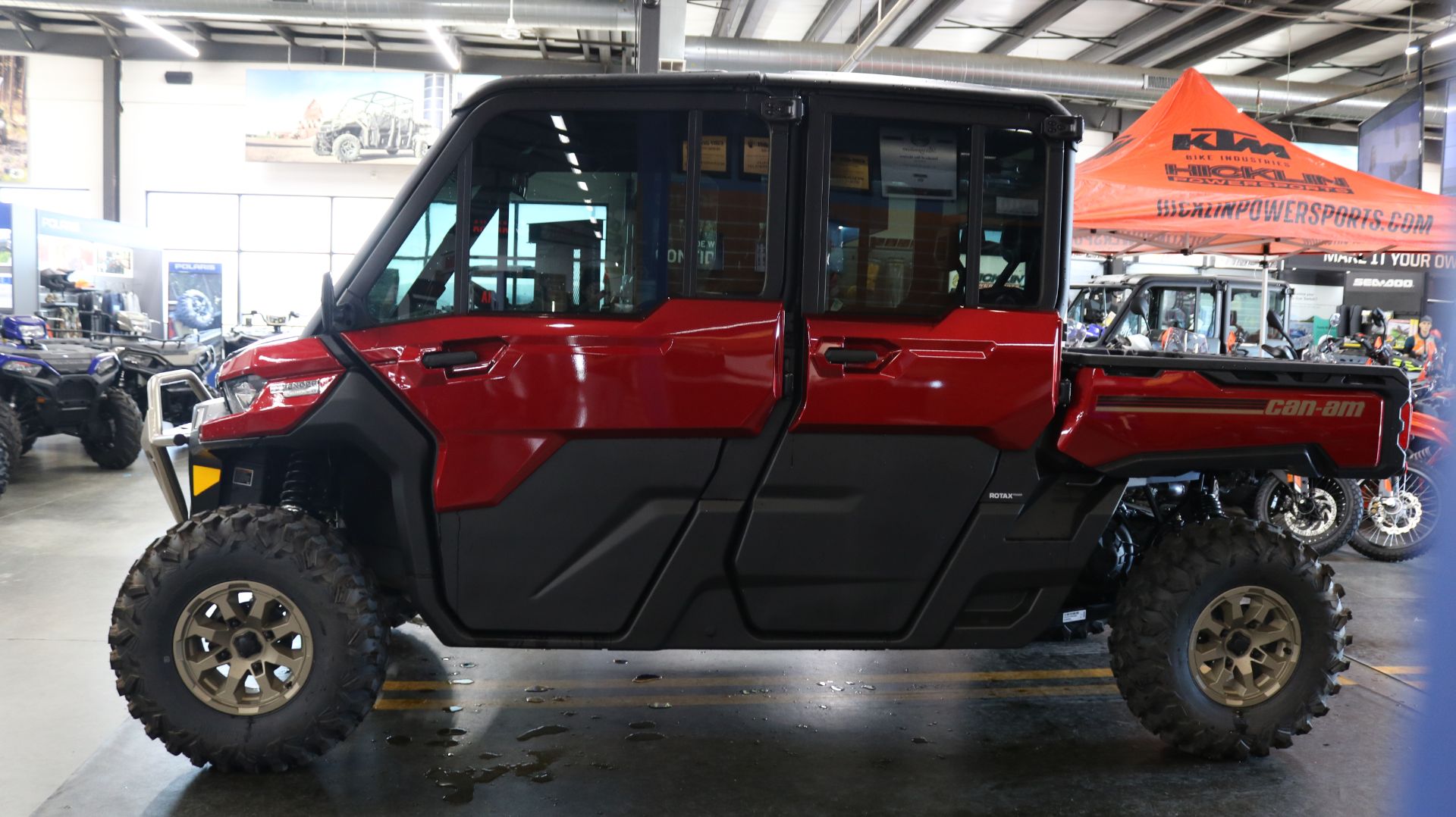 2024 Can-Am Defender MAX Limited in Grimes, Iowa - Photo 5