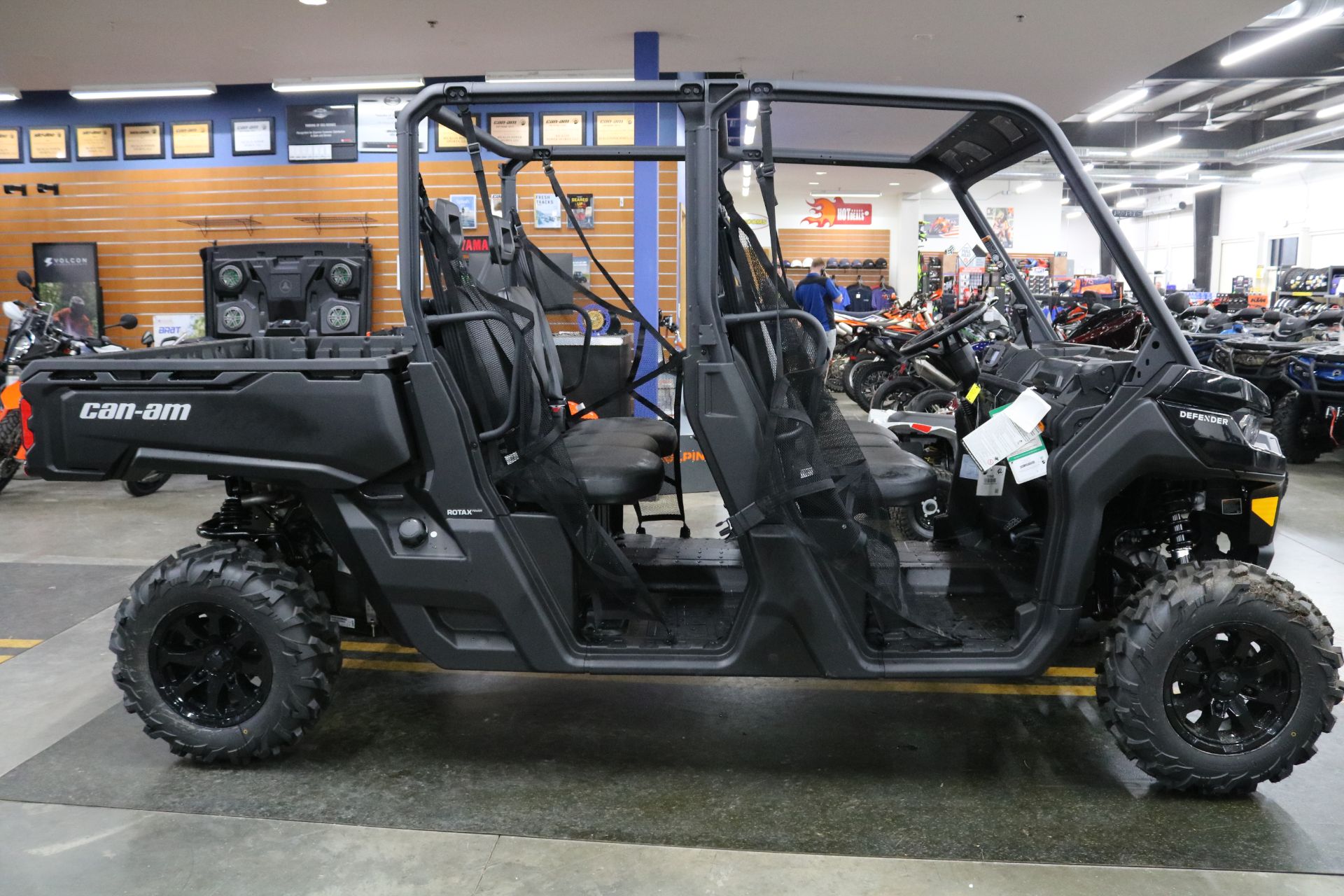 New 2024 CanAm Defender MAX DPS HD9 Timeless Black Utility Vehicles