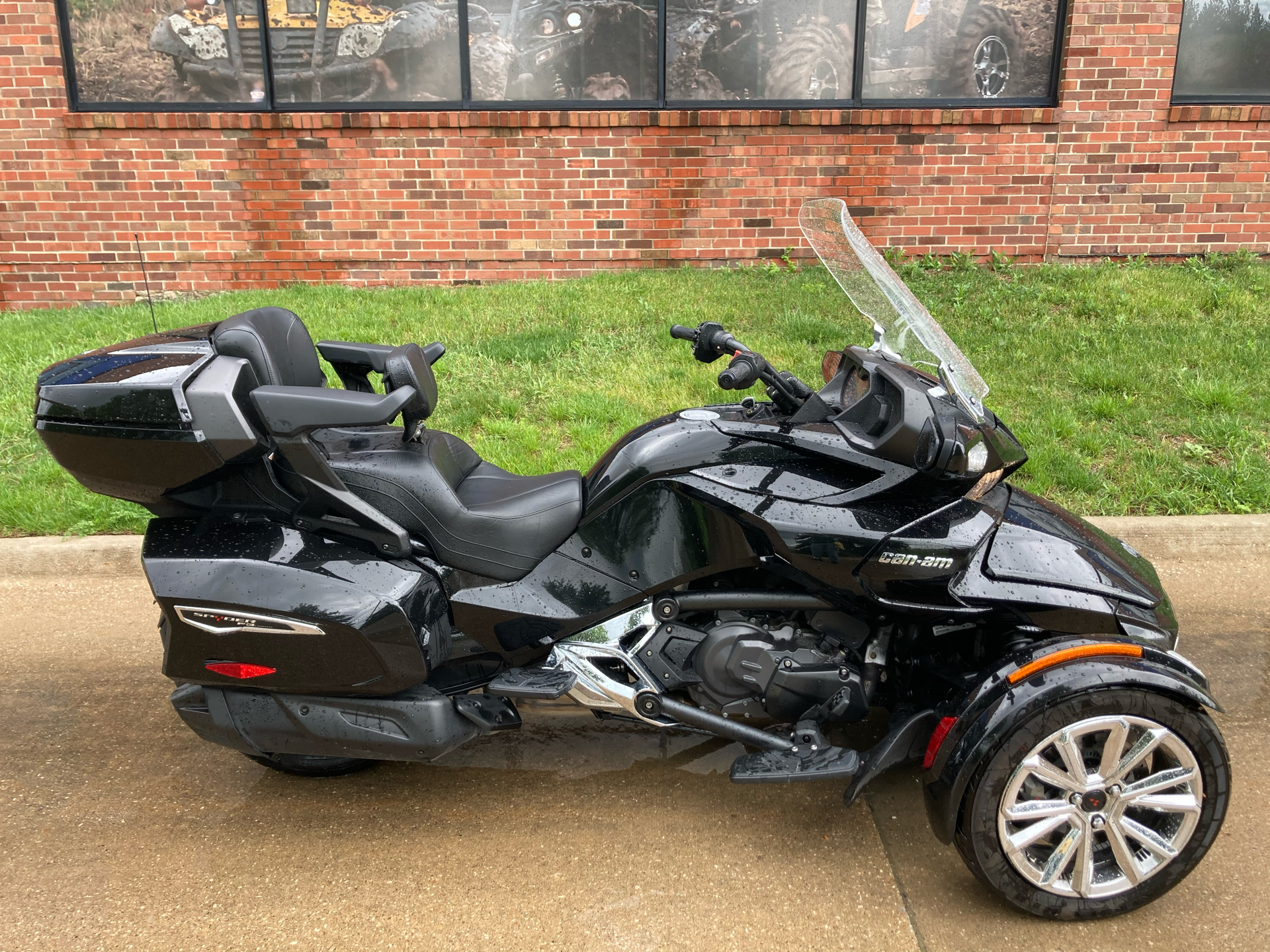 used spyder f3