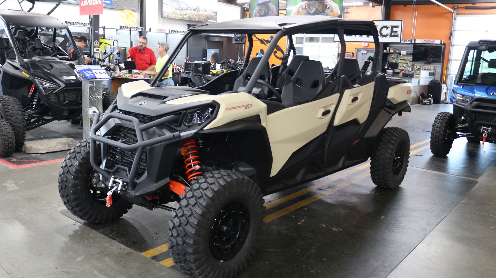 2024 Can-Am Commander MAX XT-P in Grimes, Iowa - Photo 6