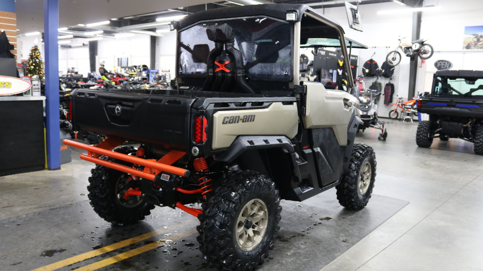 2022 Can-Am Defender X MR HD10 in Grimes, Iowa - Photo 11