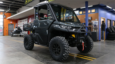 2024 Can-Am Defender Limited in Grimes, Iowa - Photo 3