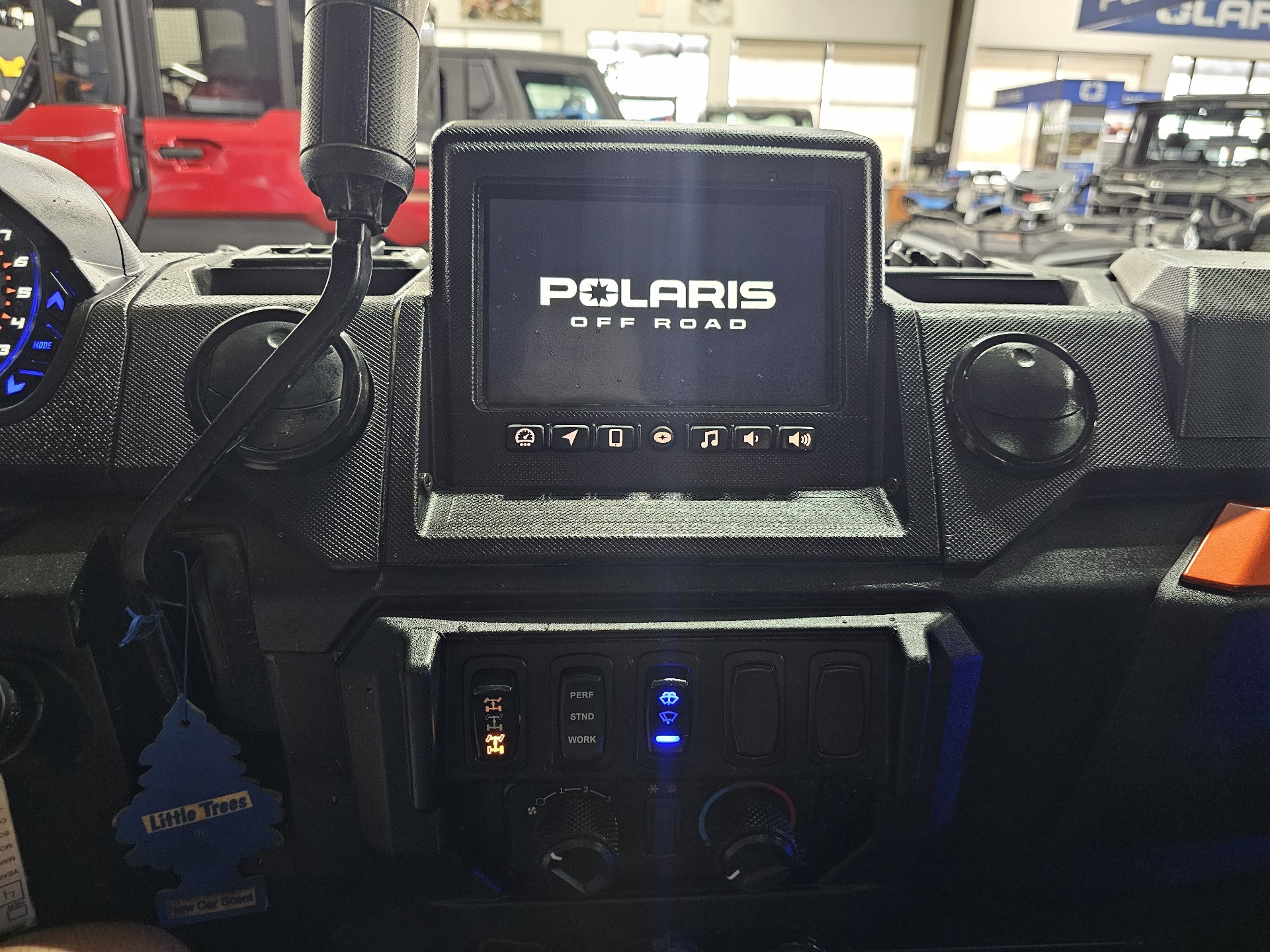 2022 Polaris Ranger Crew XP 1000 NorthStar Edition + Ride Command Trail Boss in Grimes, Iowa - Photo 9