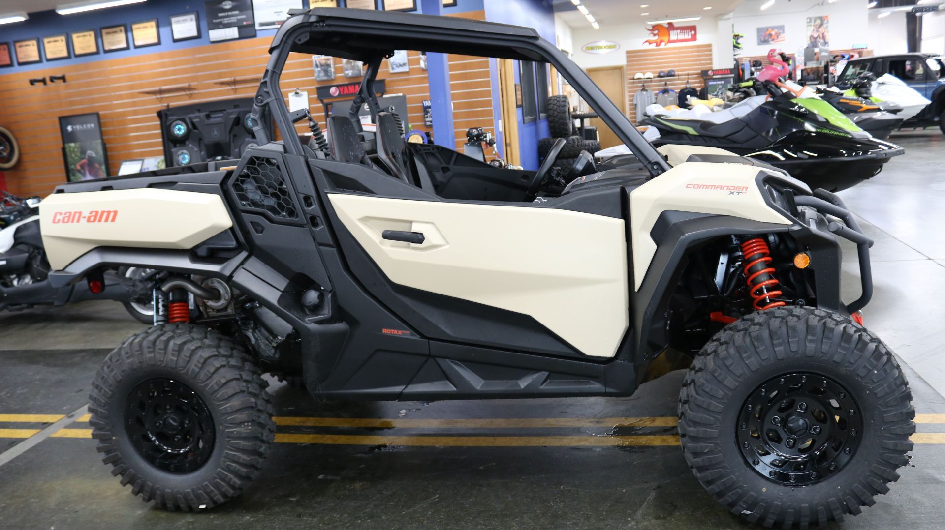 2024 Can-Am Commander XT-P in Grimes, Iowa - Photo 1