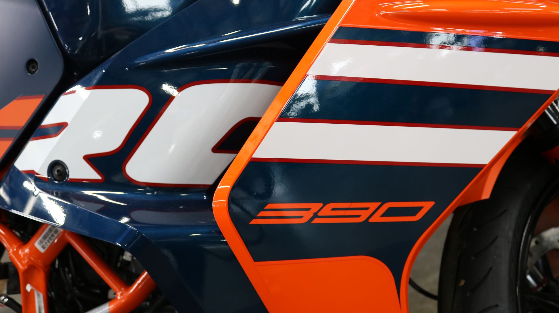 2024 KTM RC 390 in Grimes, Iowa - Photo 13