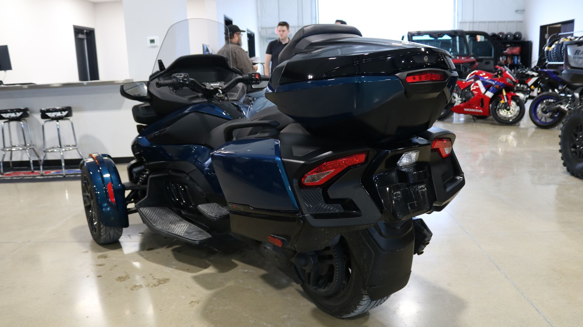 2024 Can-Am Spyder RT Limited in Ames, Iowa - Photo 8