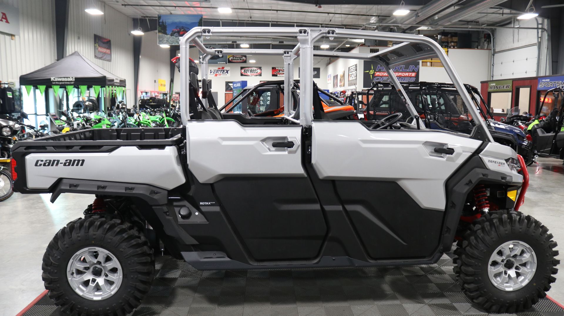 2024 Can-Am Defender MAX X MR With Half Doors HD10 in Ames, Iowa - Photo 1