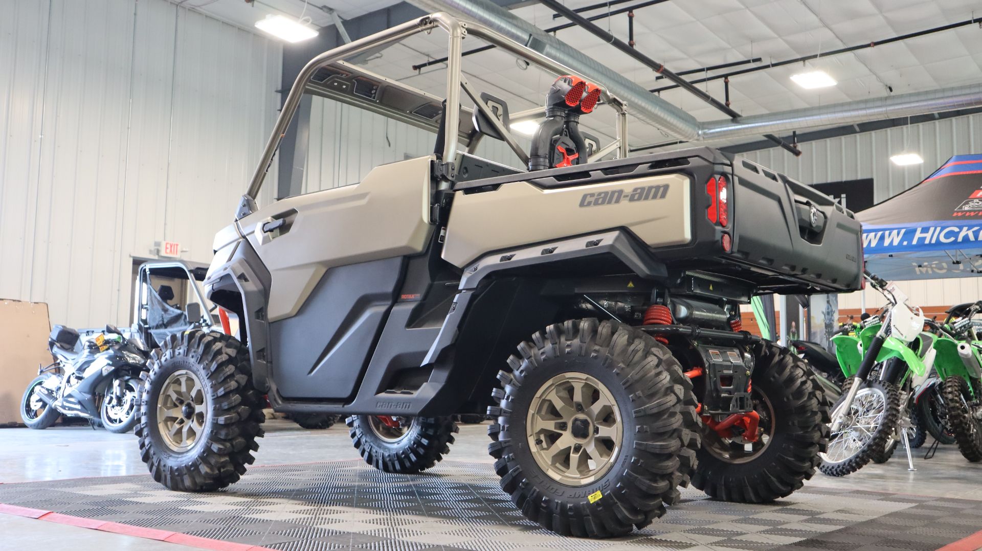 2023 Can-Am Defender X MR With Half Doors HD10 in Ames, Iowa - Photo 14