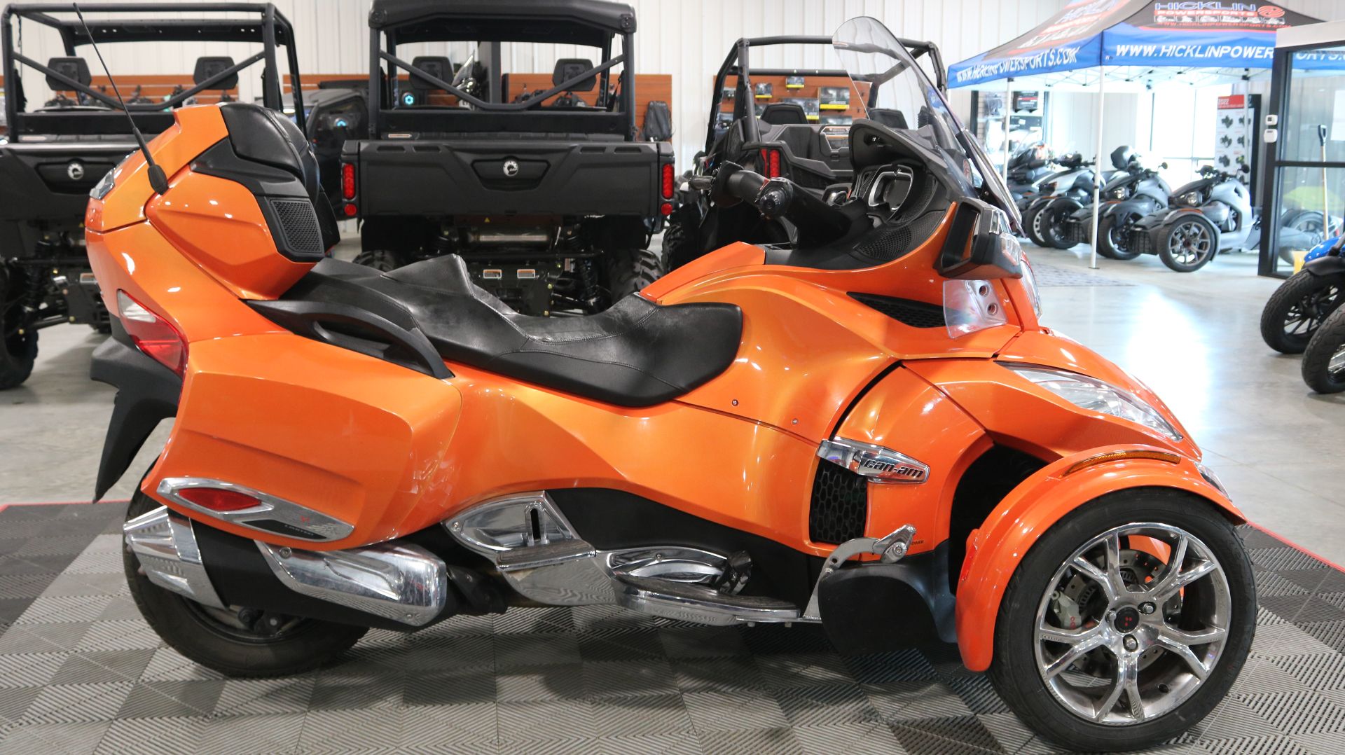 2019 Can-Am Spyder RT Limited in Ames, Iowa - Photo 1