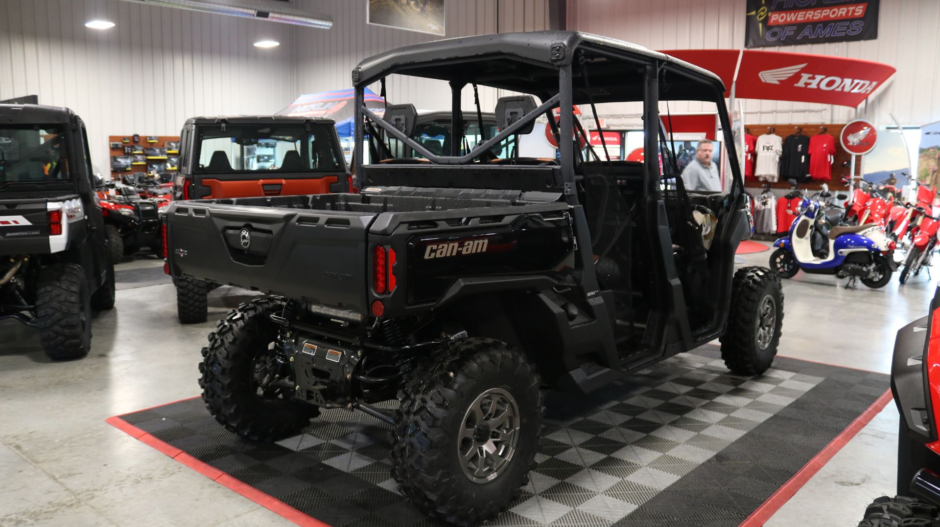 2024 Can-Am Defender MAX Lone Star HD10 in Ames, Iowa - Photo 13