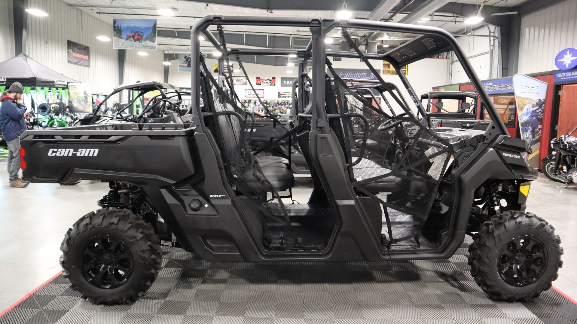 2023 Can-Am Defender MAX DPS HD10 in Ames, Iowa - Photo 1