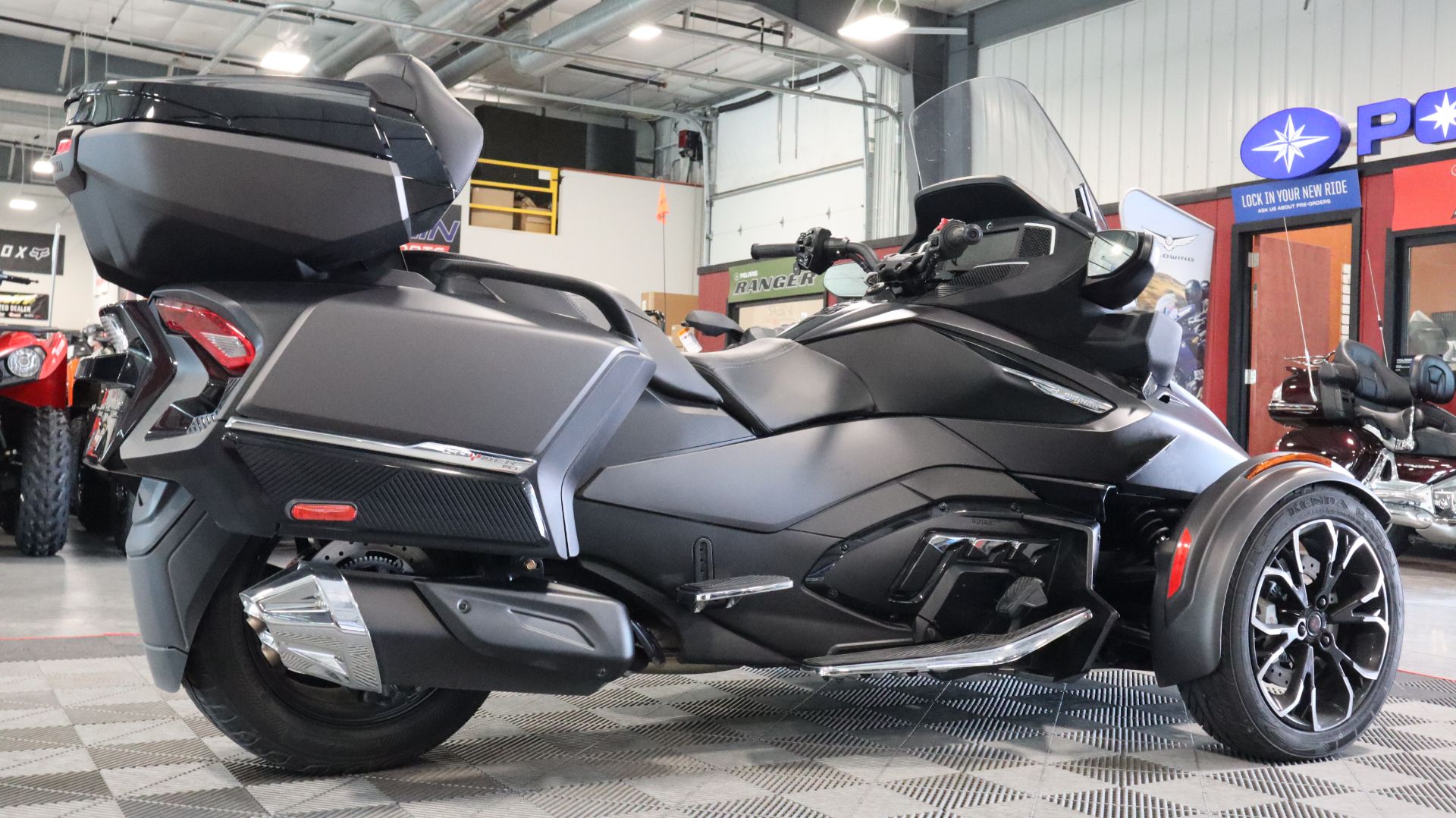 2022 Can-Am Spyder RT Limited in Ames, Iowa - Photo 11