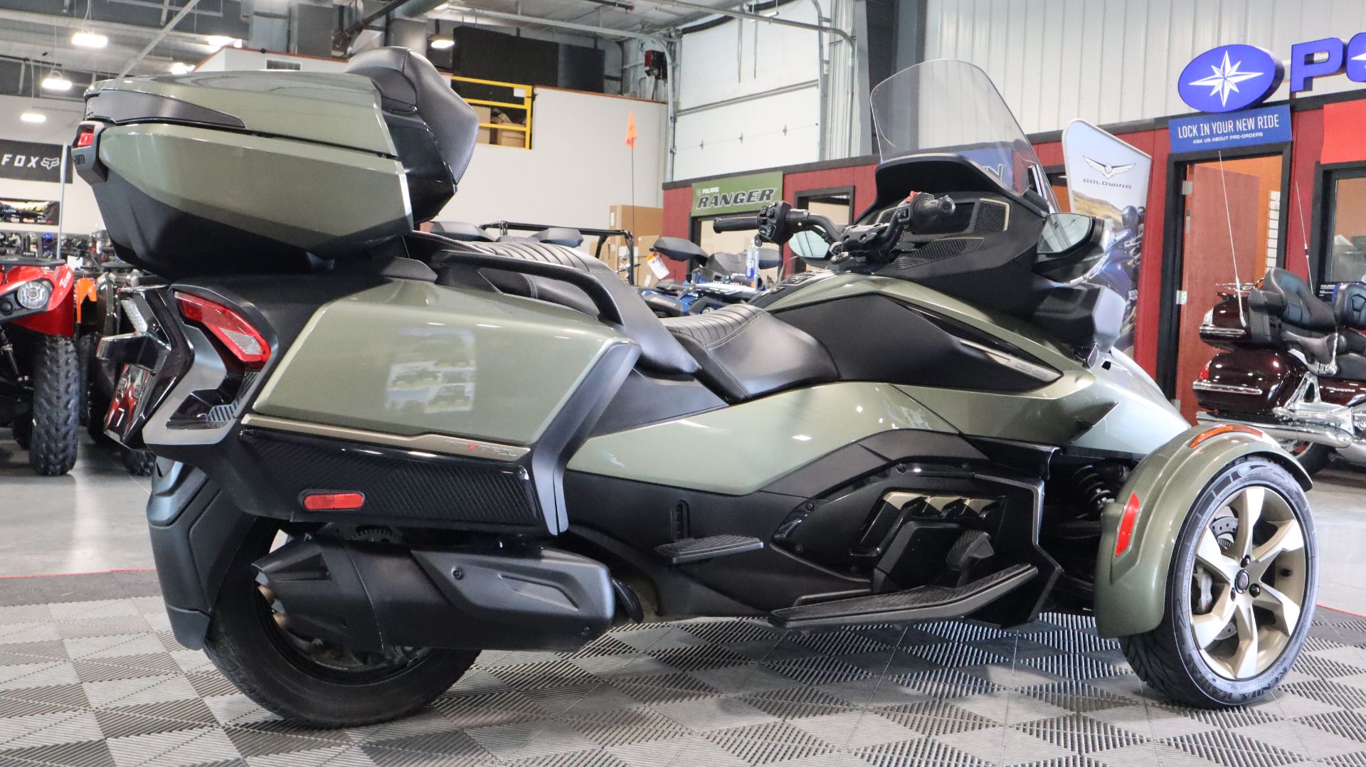 2021 Can-Am Spyder RT Sea-to-Sky in Ames, Iowa - Photo 9