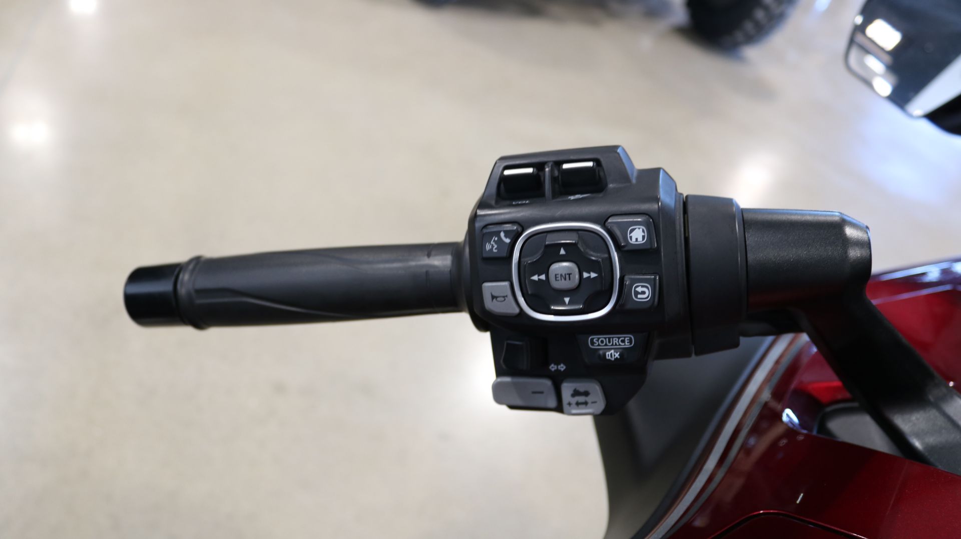 2020 Honda Gold Wing Tour Automatic DCT in Ames, Iowa - Photo 10