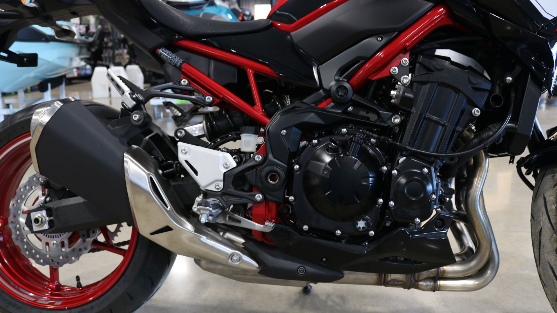 2024 Kawasaki Z900 ABS in Ames, Iowa - Photo 10