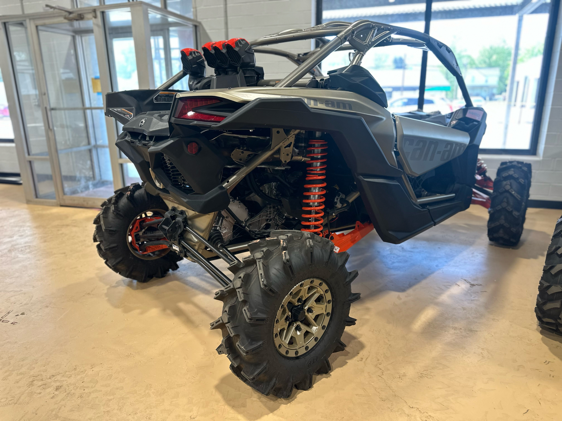 2023 Can-Am Maverick X3 X MR Turbo RR in New Martinsville, West Virginia - Photo 5