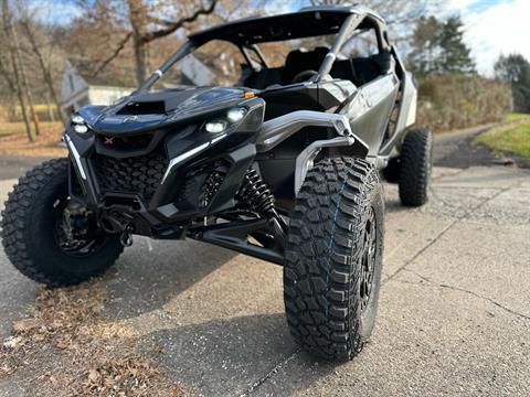 2024 Can-Am Maverick R X RS with Smart-Shox 999T DCT in New Martinsville, West Virginia - Photo 1