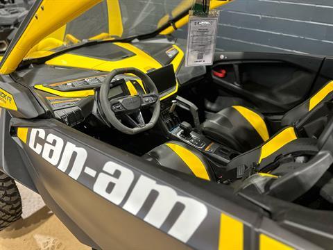 2024 Can-Am Maverick R X RS in New Martinsville, West Virginia - Photo 10