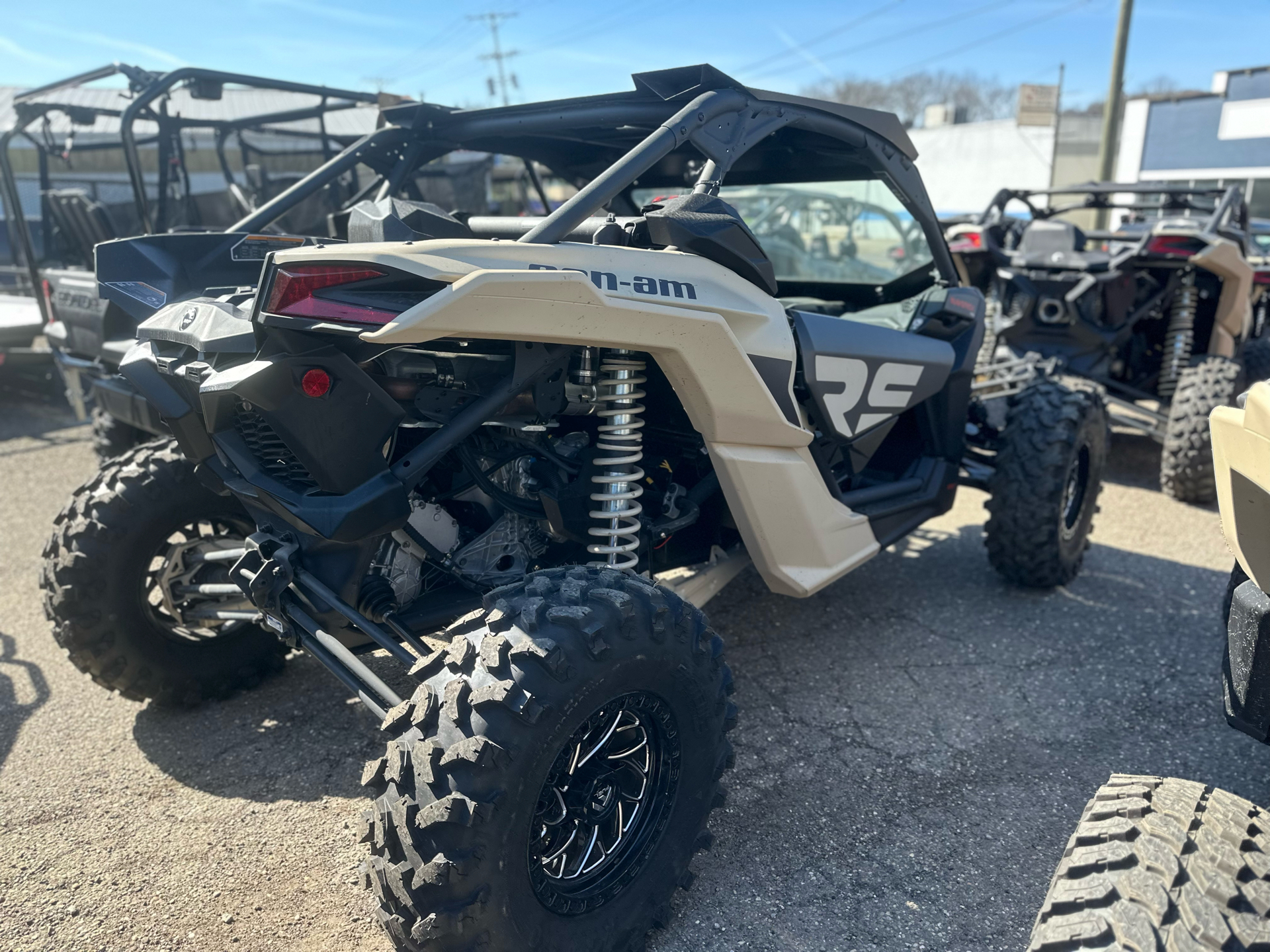 2023 Can-Am Maverick X3 RS Turbo RR 72 in New Martinsville, West Virginia - Photo 3