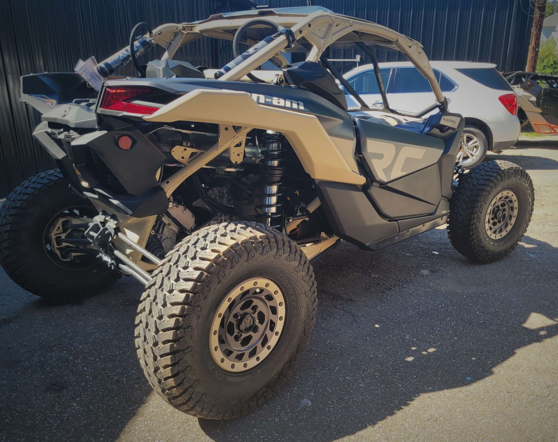 2023 Can-Am Maverick X3 X RC Turbo RR 72 in New Martinsville, West Virginia - Photo 1