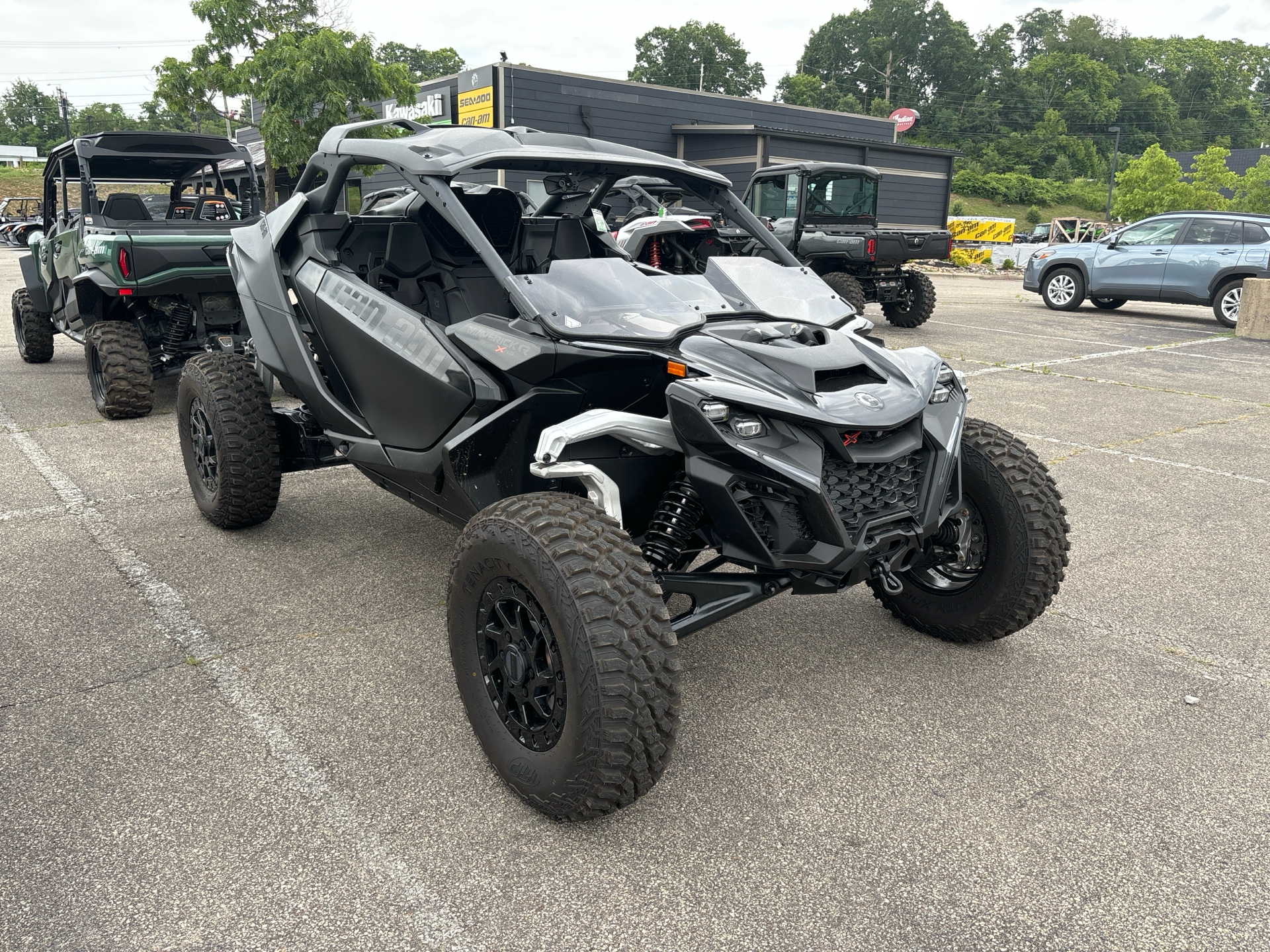 2024 Can-Am Maverick R X RS in Barboursville, West Virginia - Photo 4