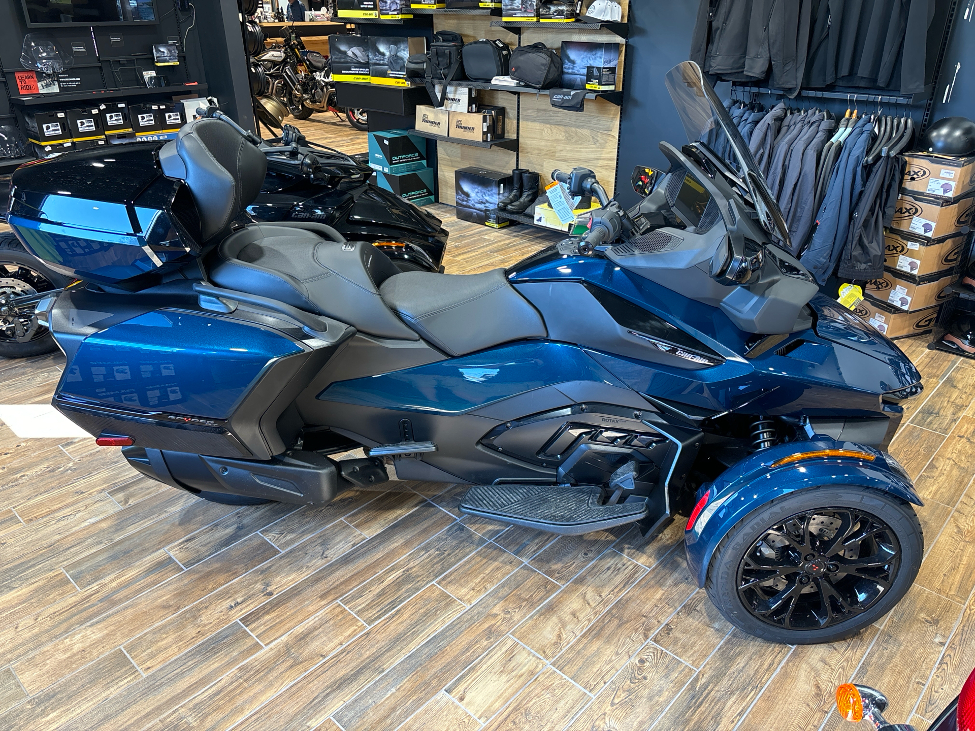 2024 Can-Am Spyder RT Limited in Barboursville, West Virginia - Photo 5