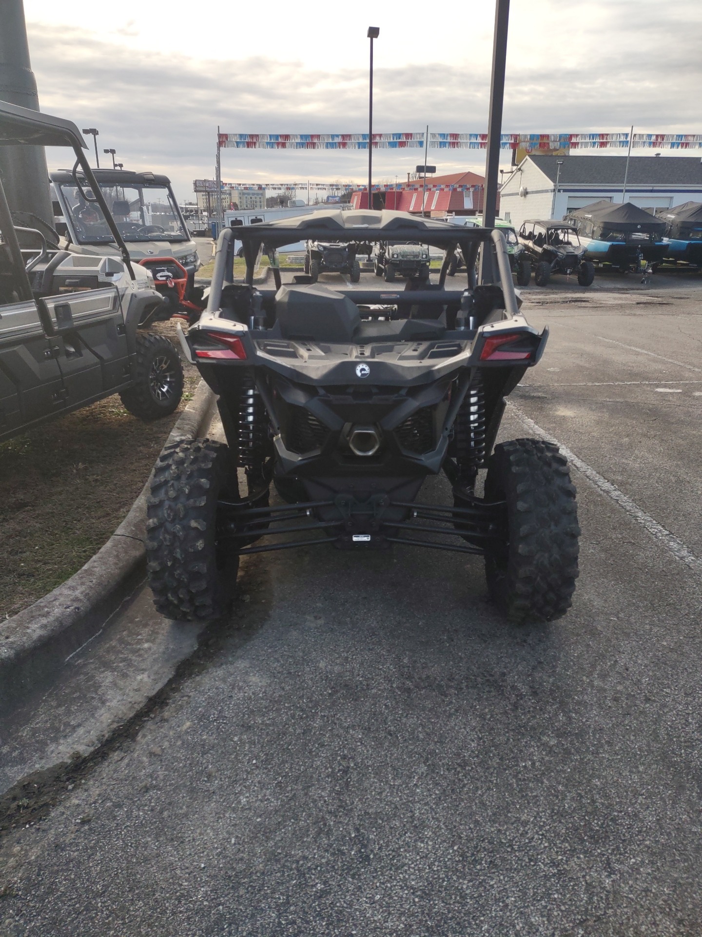 2023 Can-Am Maverick X3 Max X DS Turbo RR 64 in Barboursville, West Virginia - Photo 6