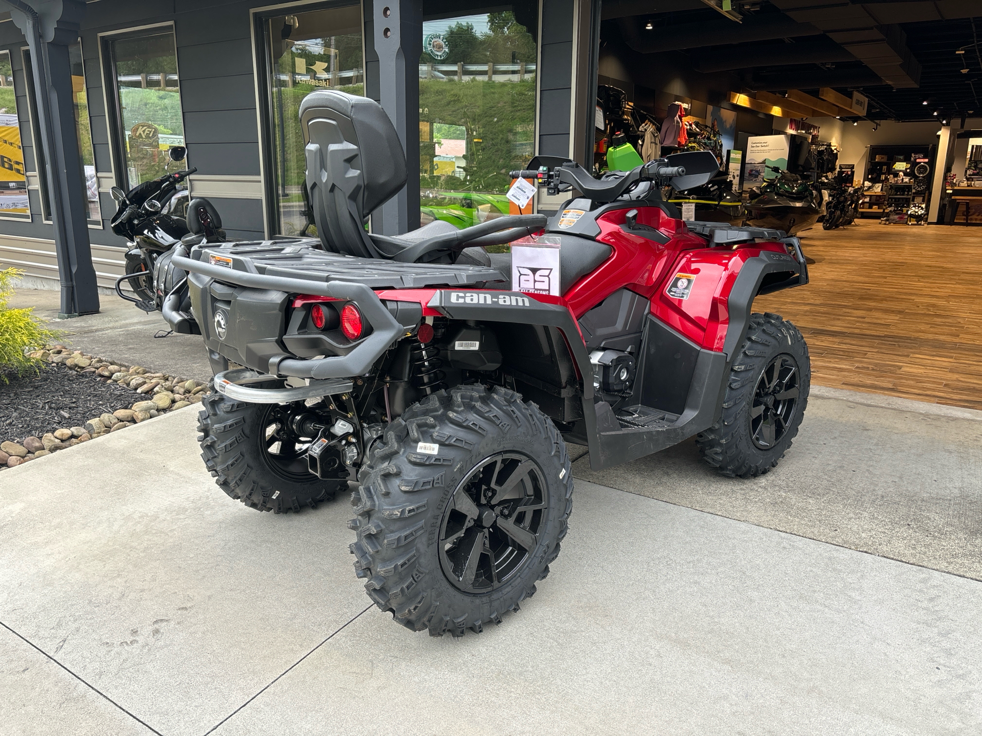 2024 Can-Am Outlander MAX XT 850 in Barboursville, West Virginia - Photo 3