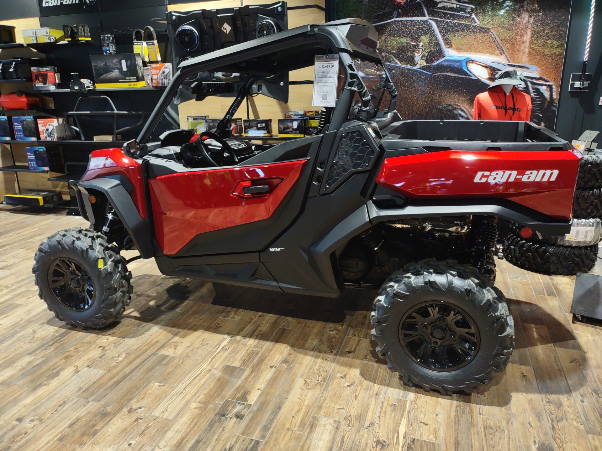 2024 Can-Am Commander XT 1000R in Barboursville, West Virginia - Photo 2