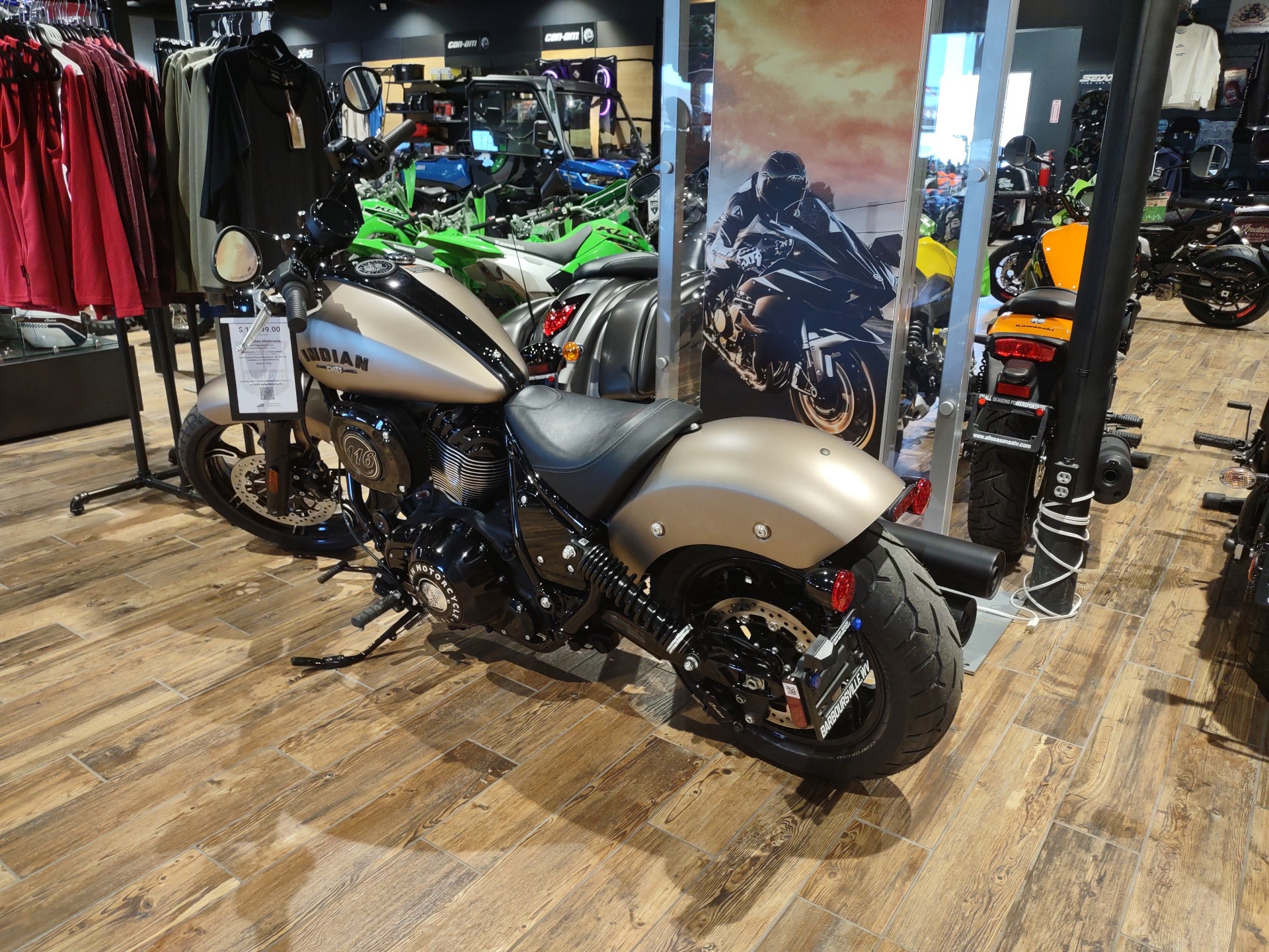 2024 Indian Motorcycle Chief Dark Horse® Icon in Barboursville, West Virginia - Photo 3