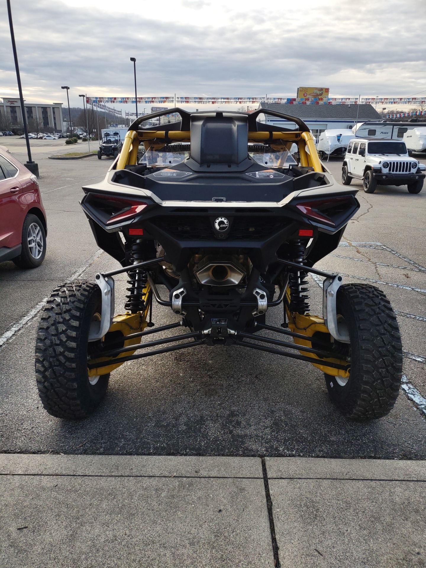 2024 Can-Am Maverick R X RS with Smart-Shox 999T DCT in Barboursville, West Virginia - Photo 4