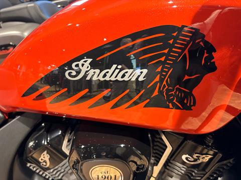 2024 Indian Motorcycle Challenger® Dark Horse® Icon with PowerBand Audio Package in Barboursville, West Virginia - Photo 8