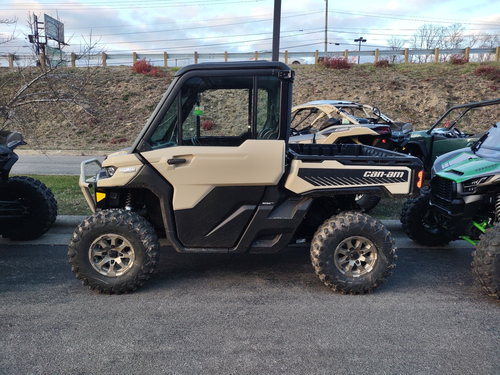 New 2024 CanAm Defender Limited HD10, Barboursville WV Specs, Price