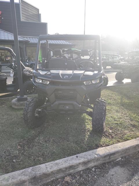 2023 Can-Am Defender DPS HD10 in Barboursville, West Virginia - Photo 2