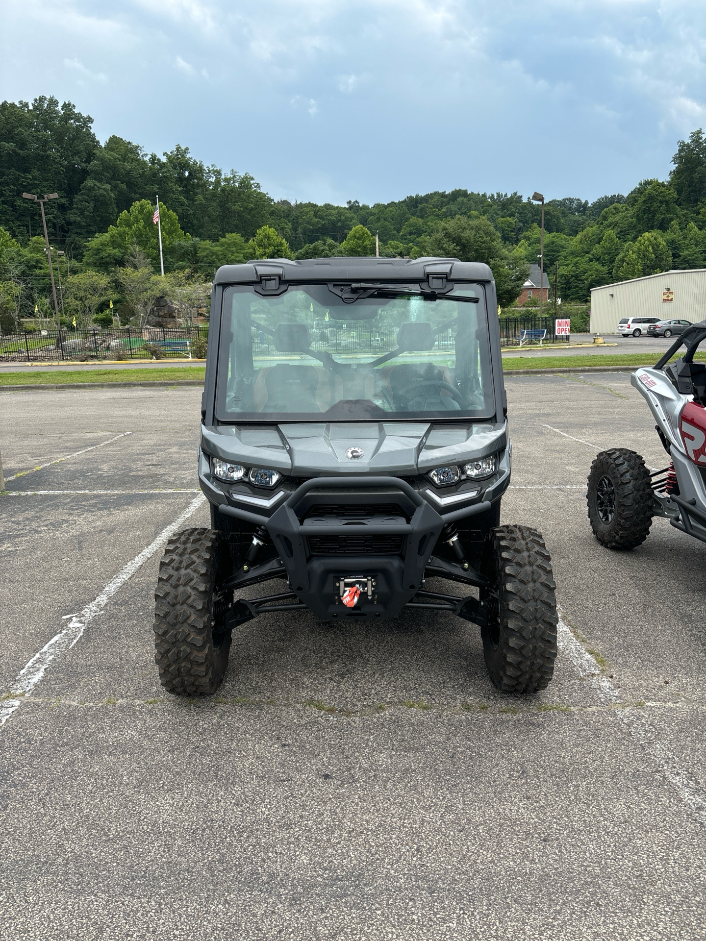 2024 Can-Am Defender Limited in Barboursville, West Virginia - Photo 2