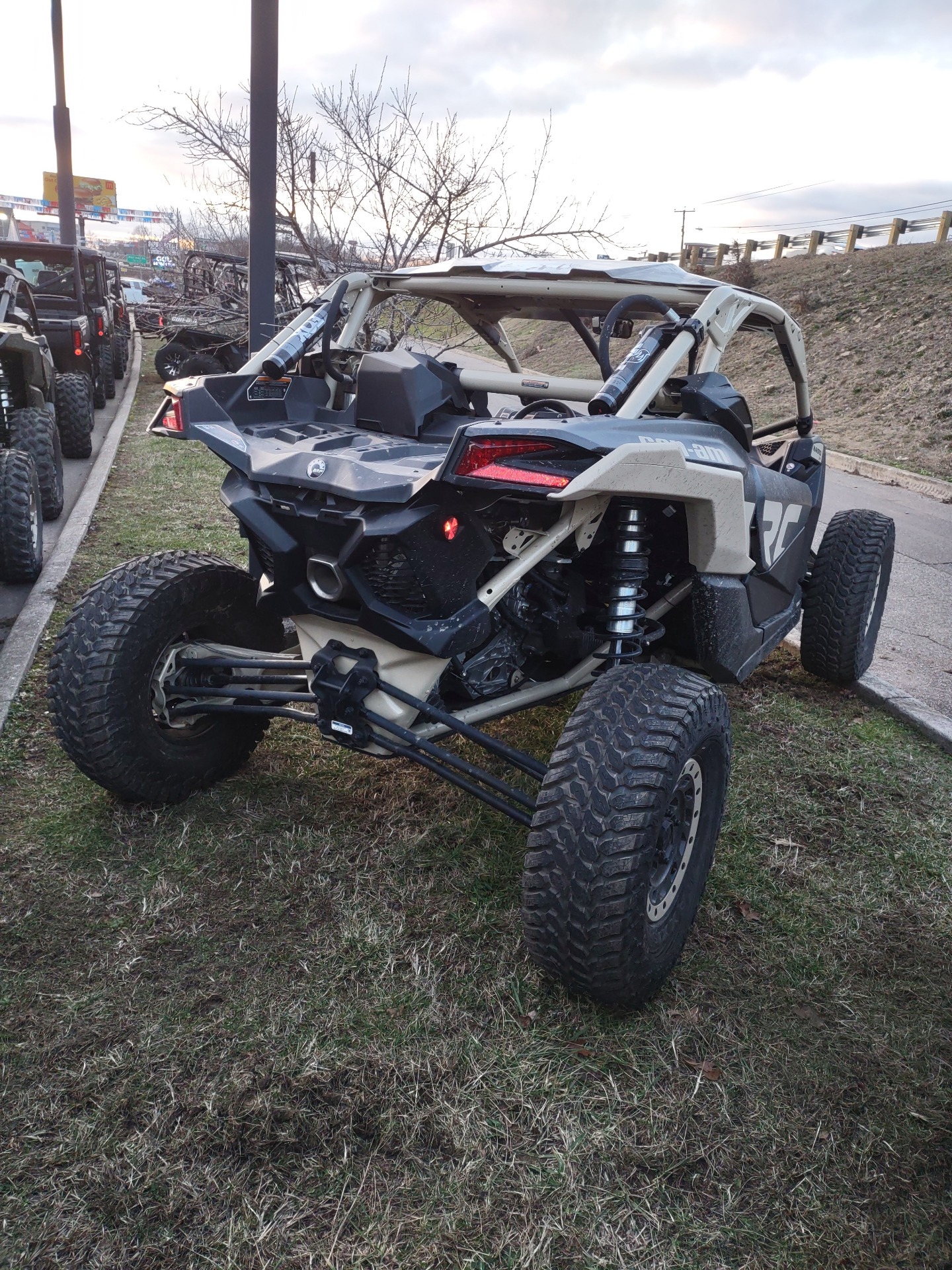 2023 Can-Am Maverick X3 X RC Turbo RR 72 in Barboursville, West Virginia - Photo 5