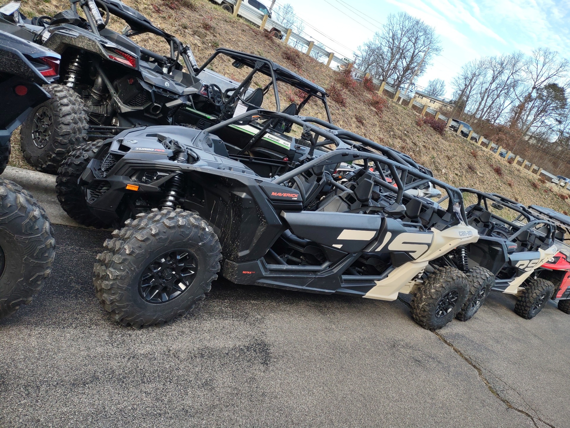 2023 Can-Am Maverick X3 Max DS Turbo RR 64 in Barboursville, West Virginia - Photo 3