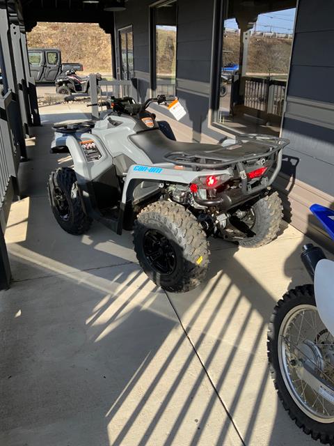 2022 Can-Am Outlander DPS 450 in Barboursville, West Virginia - Photo 3